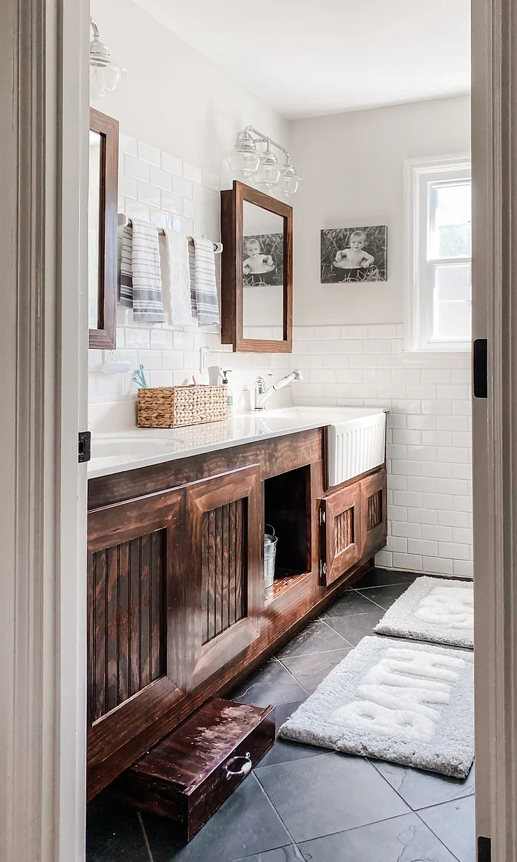 Lovely Luck Kids' Bathroom